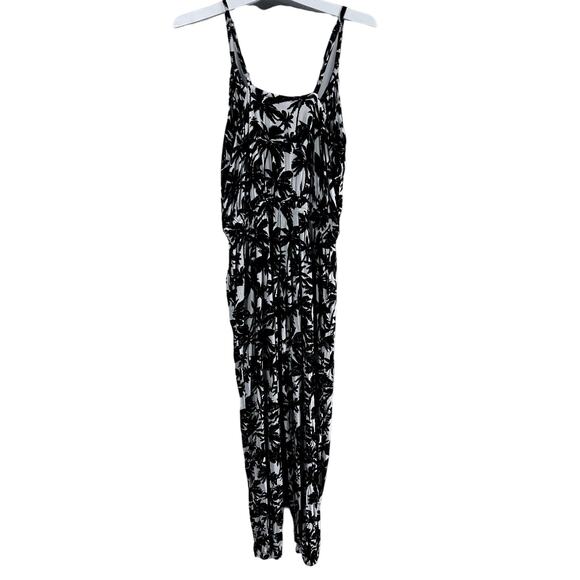Vacation Palm Tree Romper Jogger Style Large - Picture 1 of 7